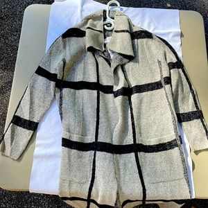 Joseph A oatmeal/black jacket